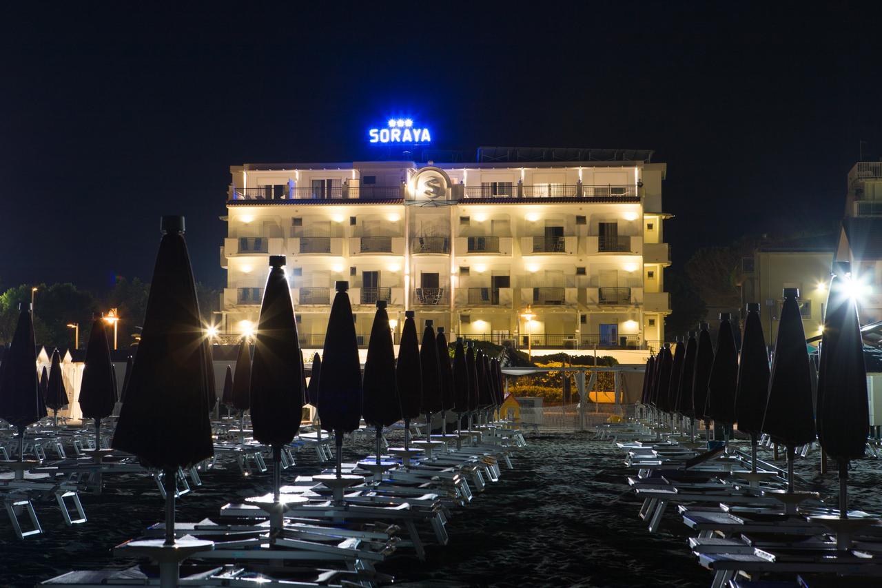 Hotel Soraya - Spiaggia Sawasdee ريتشوني المظهر الخارجي الصورة